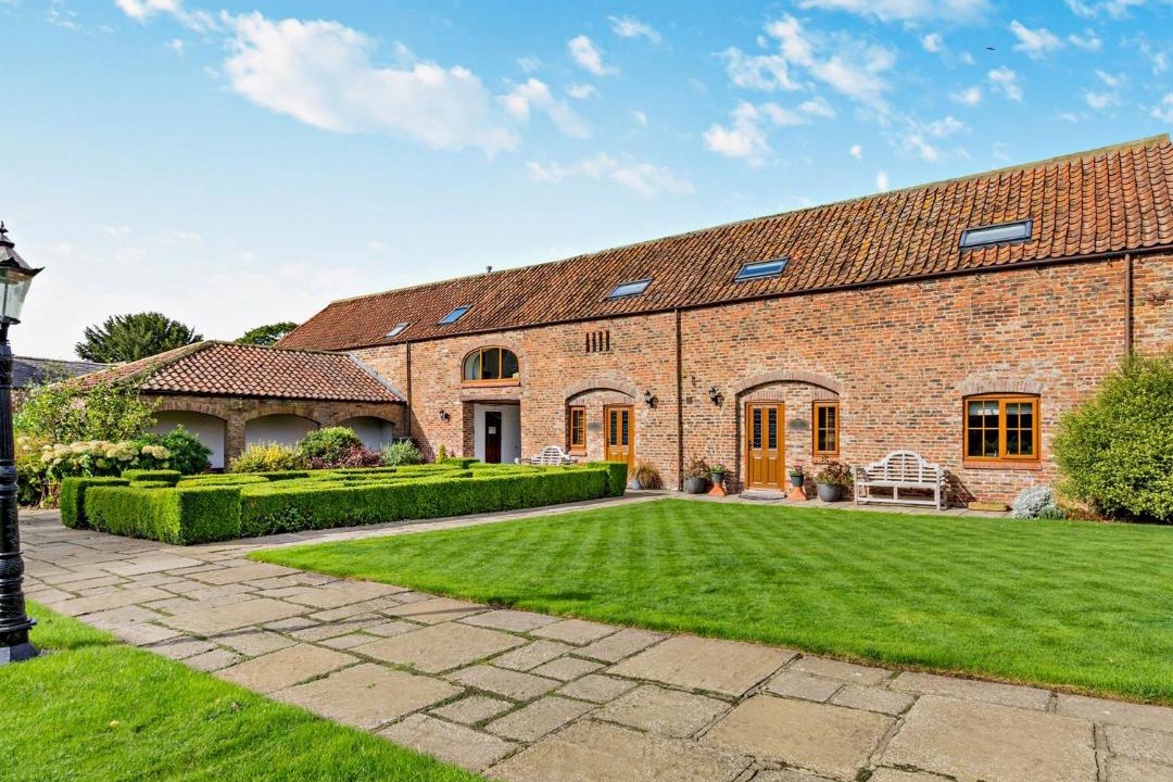 Photo of Others in Wold Newton