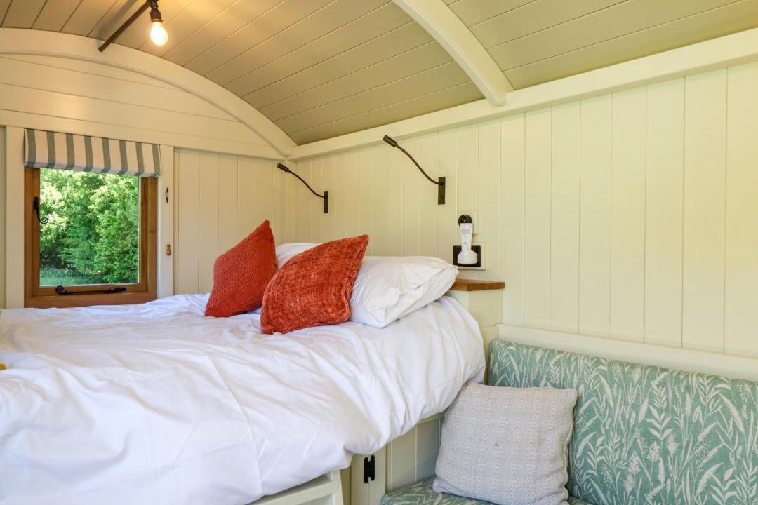 Photo of Bedroom in South Leigh