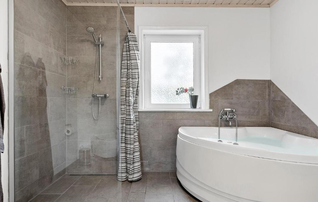 Photo of Bathroom in Hojslev