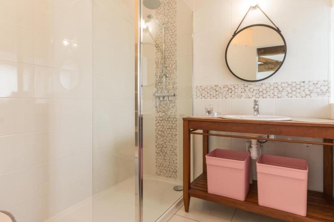 Photo of Bathroom in Pornic