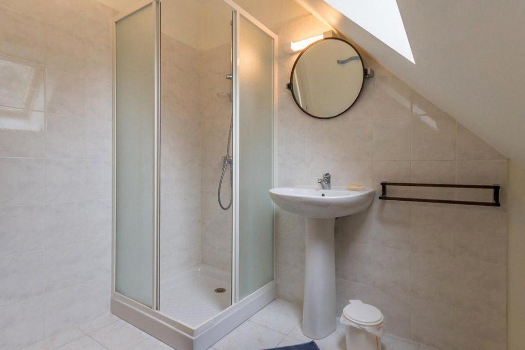 Photo of Bathroom in Asserac
