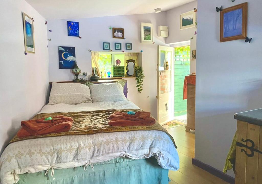 Photo of Bedroom in Glastonbury