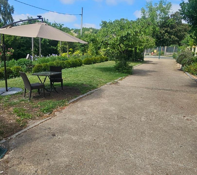 Photo of Outdoor in Breancon