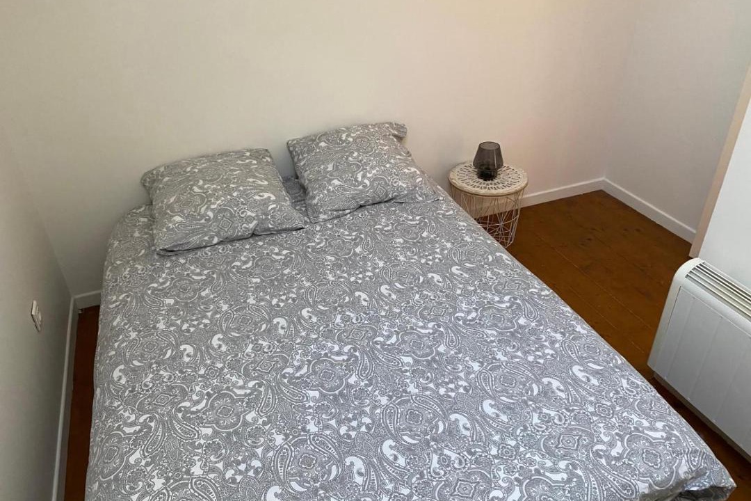 Photo of Bedroom in Troyes