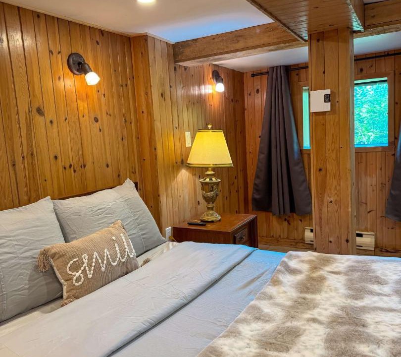 Photo of Bedroom in Sainte-Lucie-des-Laurentides