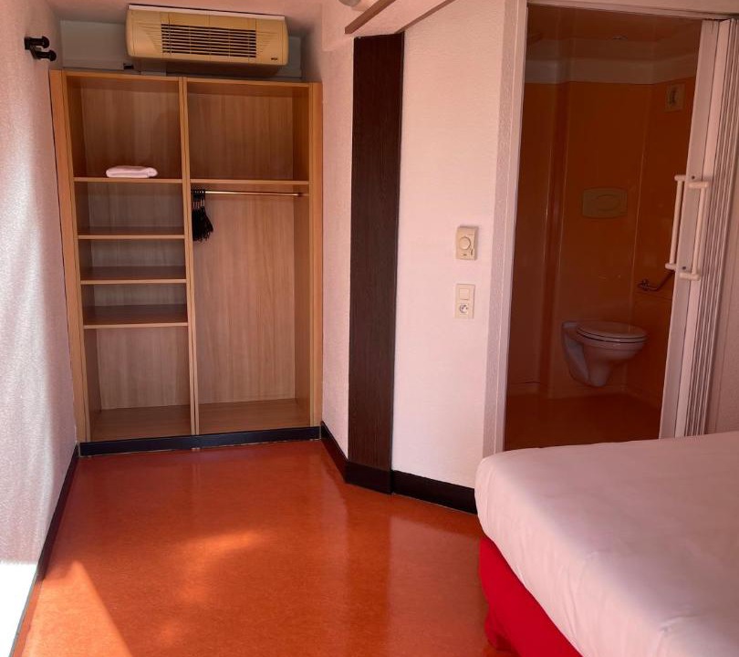 Photo of Others in Glisy