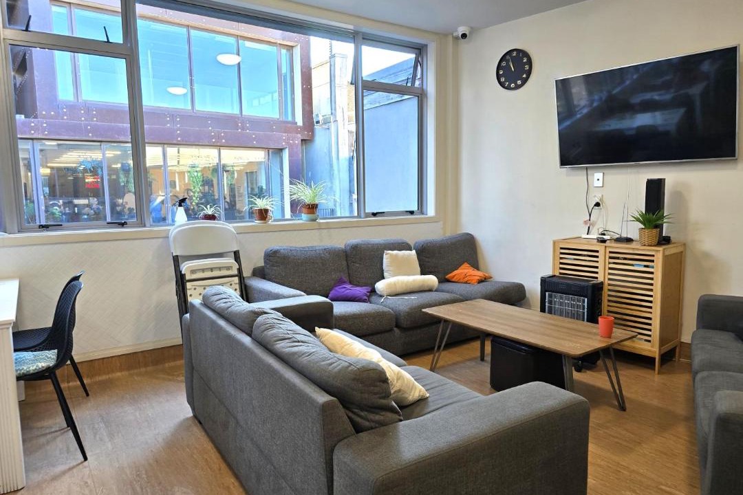 Photo of Livingroom in Newton