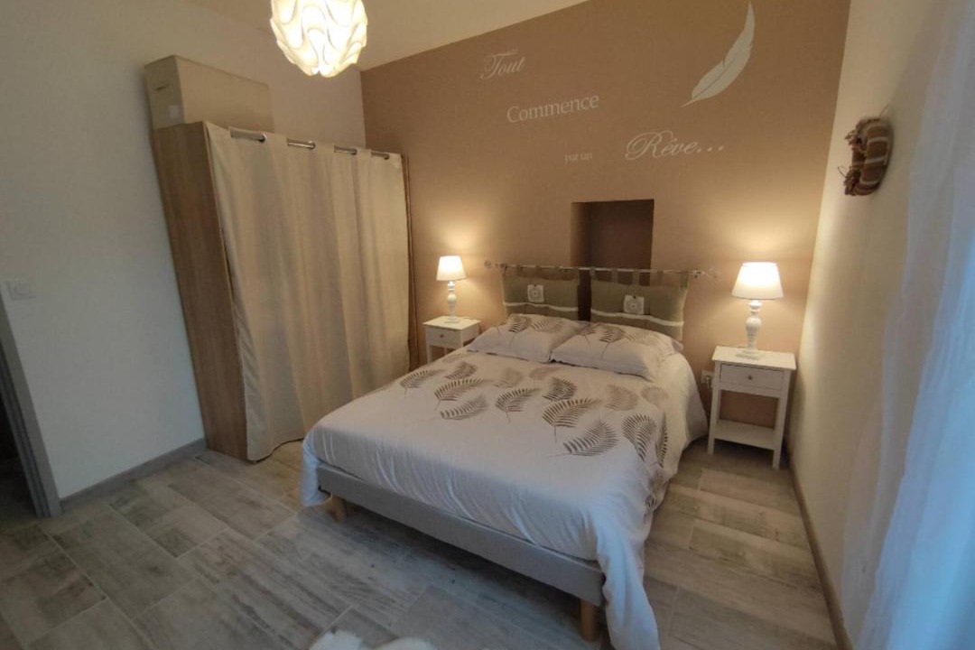 Photo of Bedroom in Riez