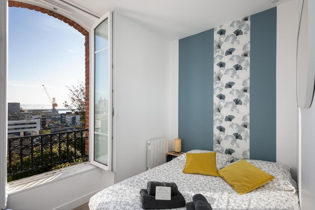 Photo of Bedroom in Downtown