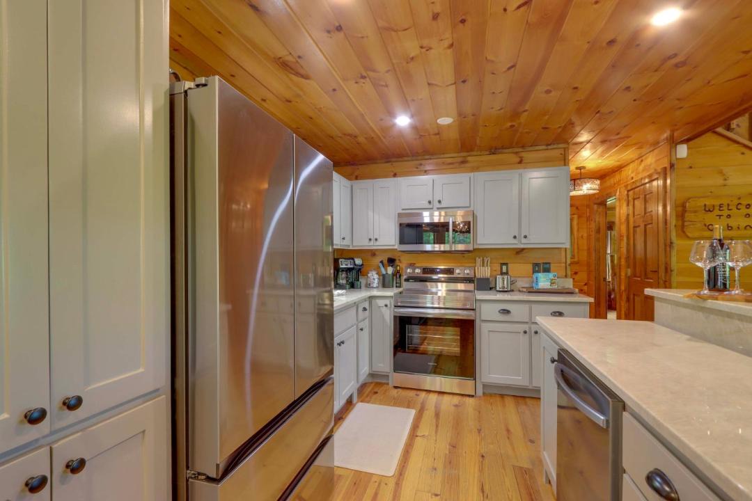 Photo of Kitchen in Mineral Bluff