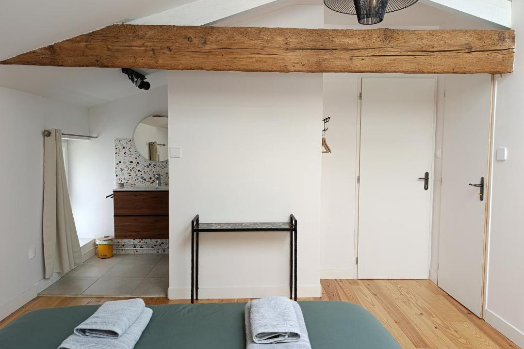 Photo of Bedroom in Saint-Pierre-d'Aurillac