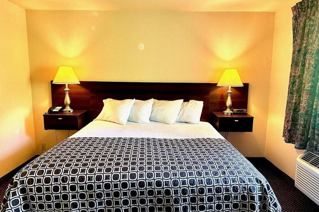 Photo of Bedroom in Monroe