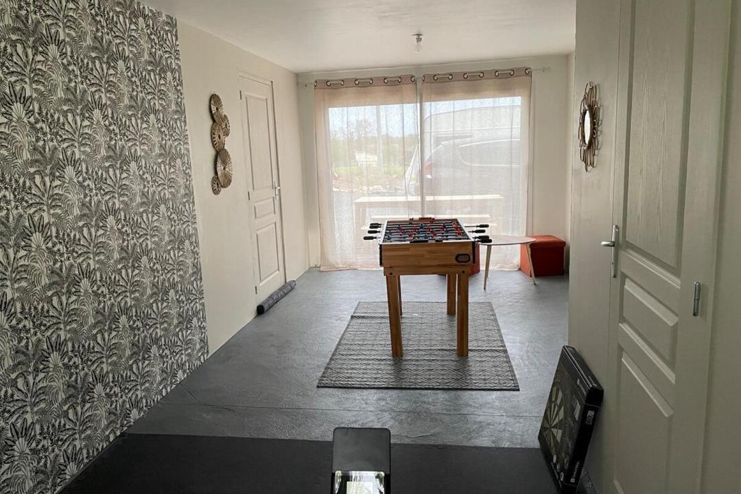 Photo of Others in Airel