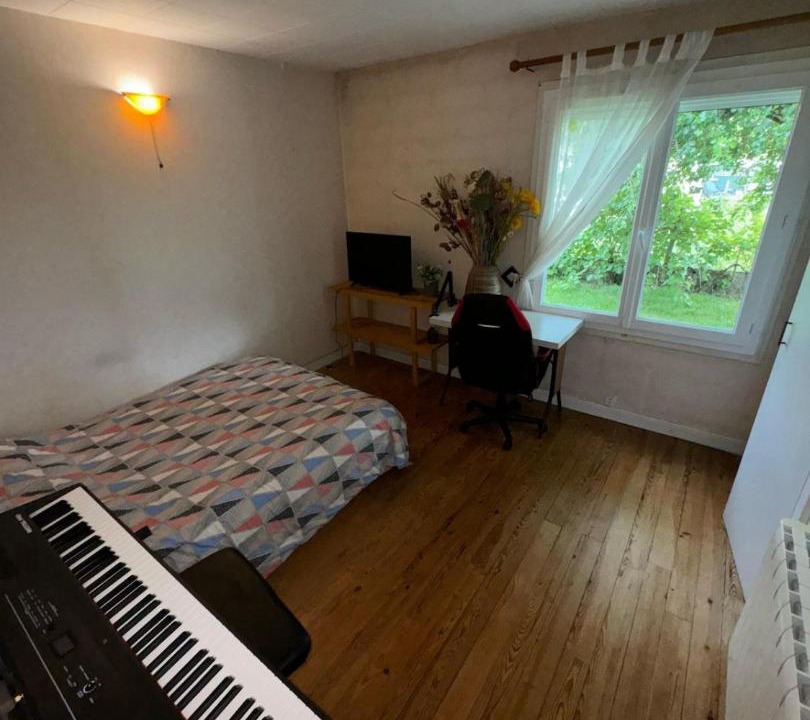 Photo of Others in Nemours