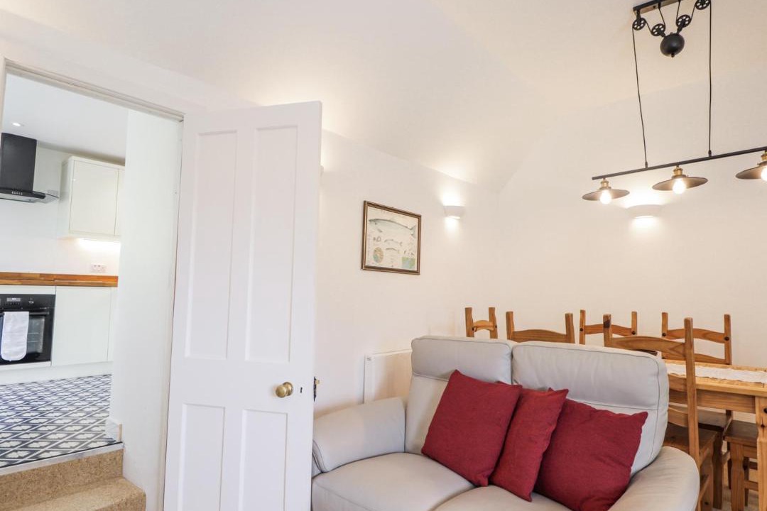 Photo of Others in Nostie