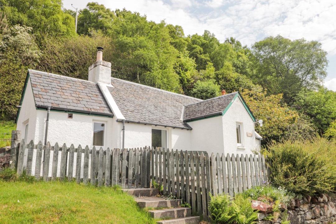 Photo of Others in Nostie