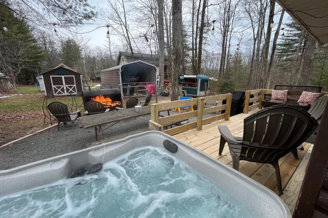 Photo of Others in Hawley