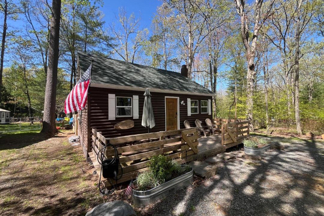 Photo of Others in Hawley