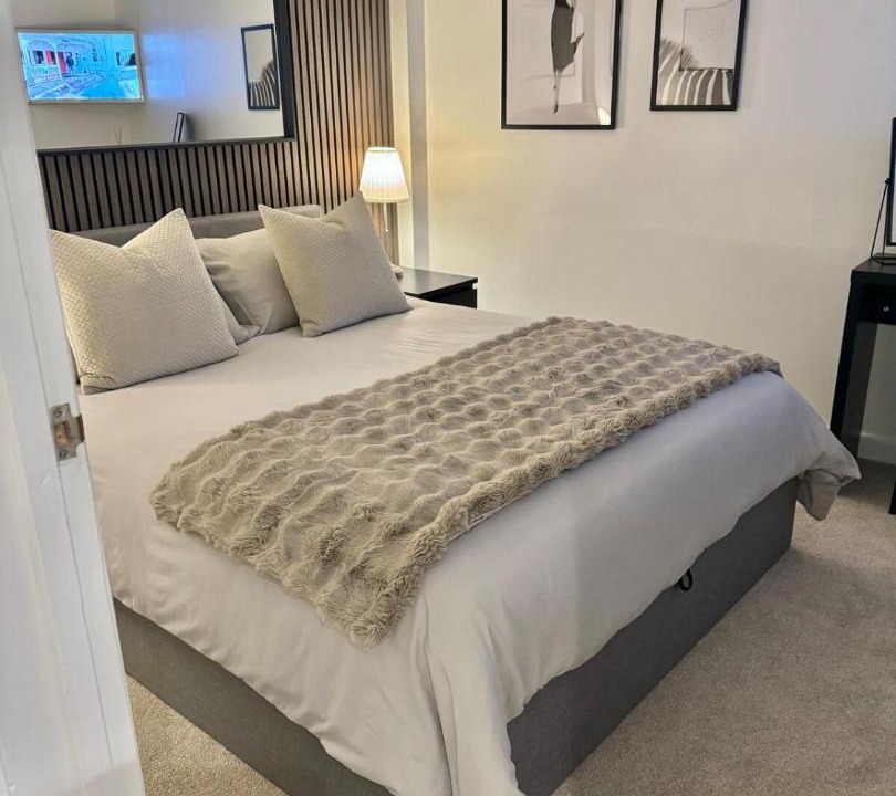 Photo of Others in Fifield