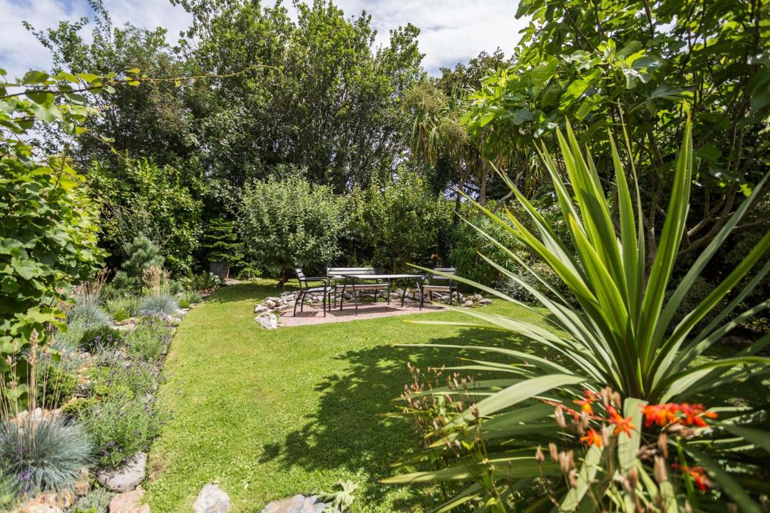 Photo of Others in Charlestown