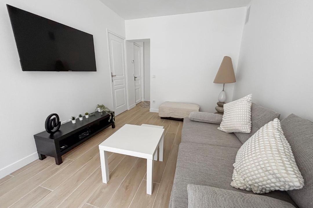 Photo of Livingroom in Pantin