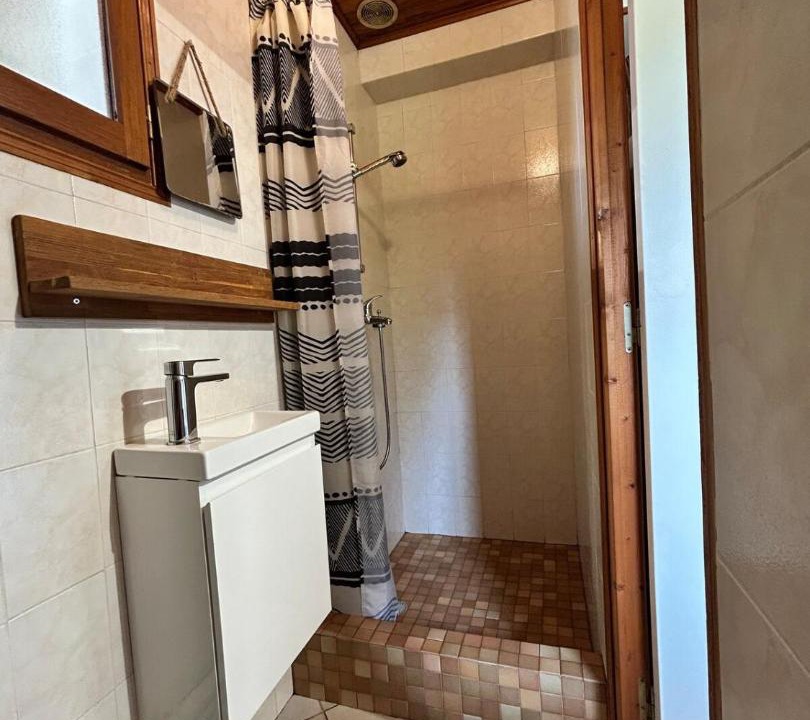 Photo of Bathroom in Flins-sur-Seine