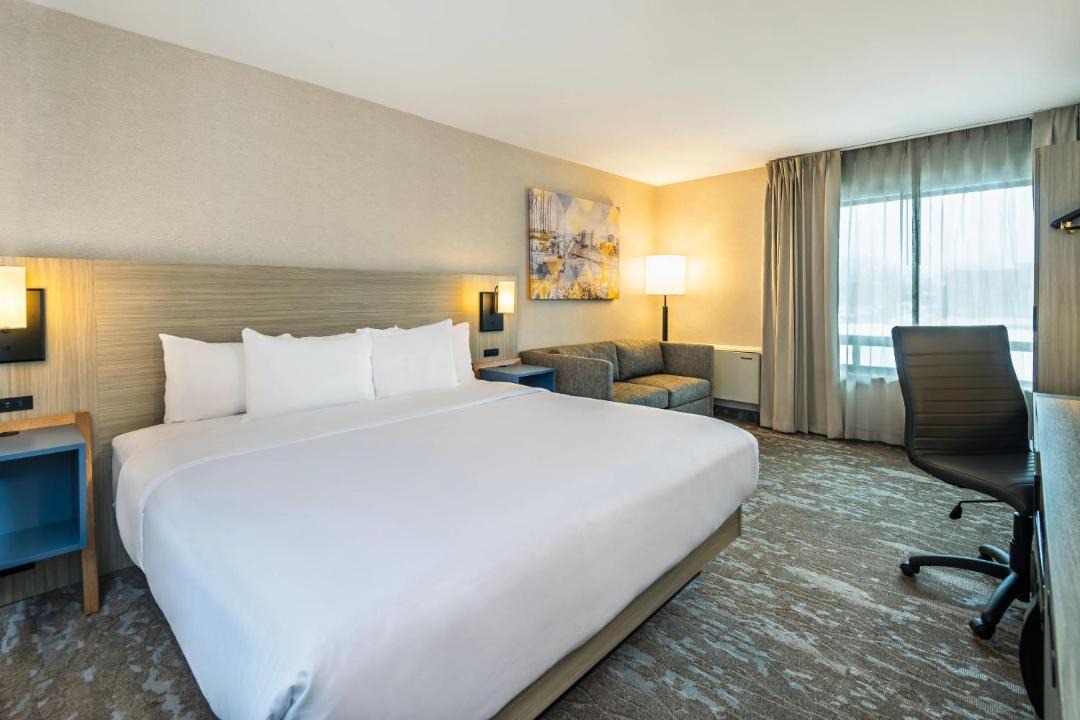 Photo of Bedroom in Downtown Gatineau