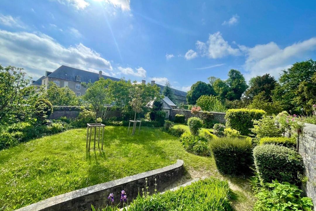 Photo of Others in Valognes