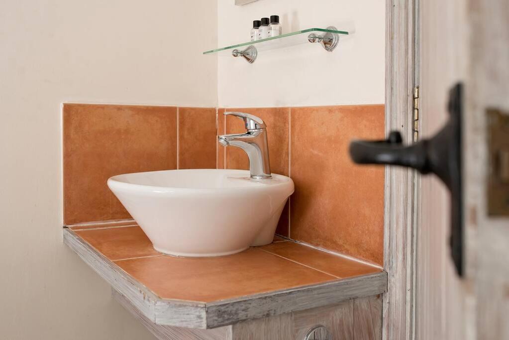 Photo of Bathroom in Pegsdon