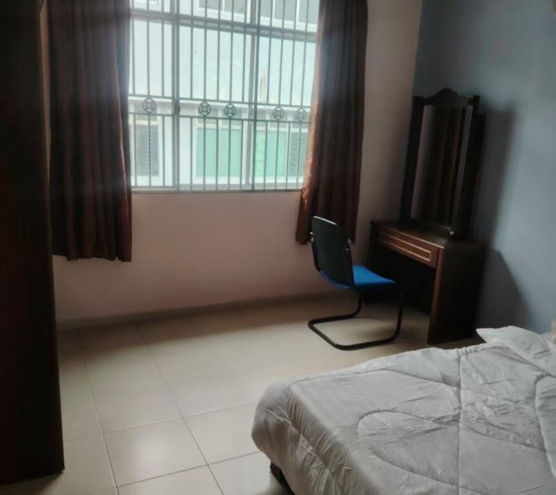 Photo of Bedroom in Bukit Gambir