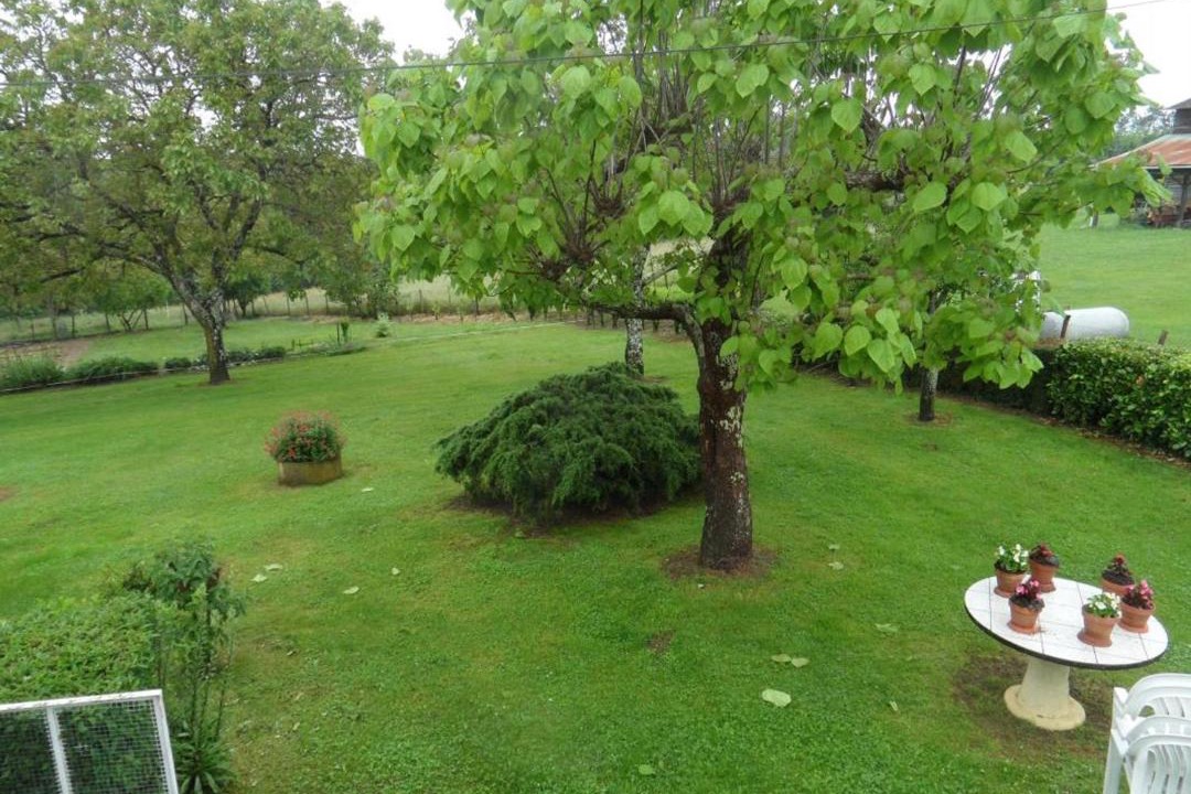 Photo of Others in Doissat