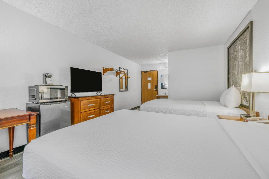 Photo of Bedroom in Pacific