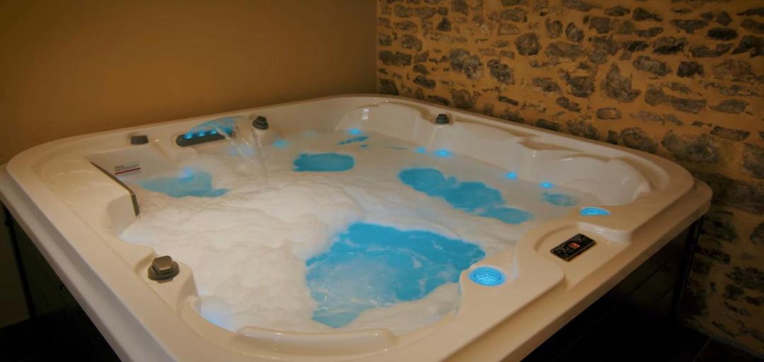 Photo of Bathroom in Canisy