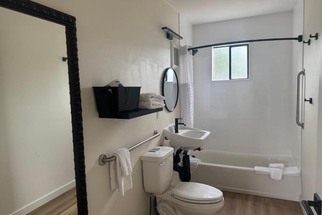 Photo of Bathroom in Richland