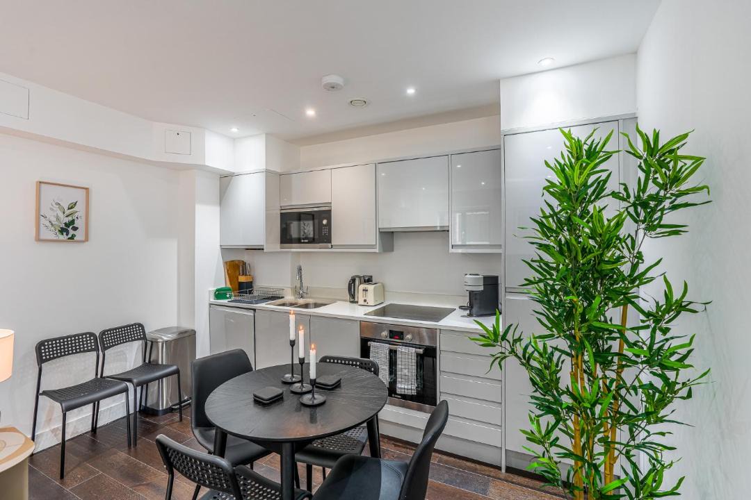 Photo of Others in Fulham Broadway