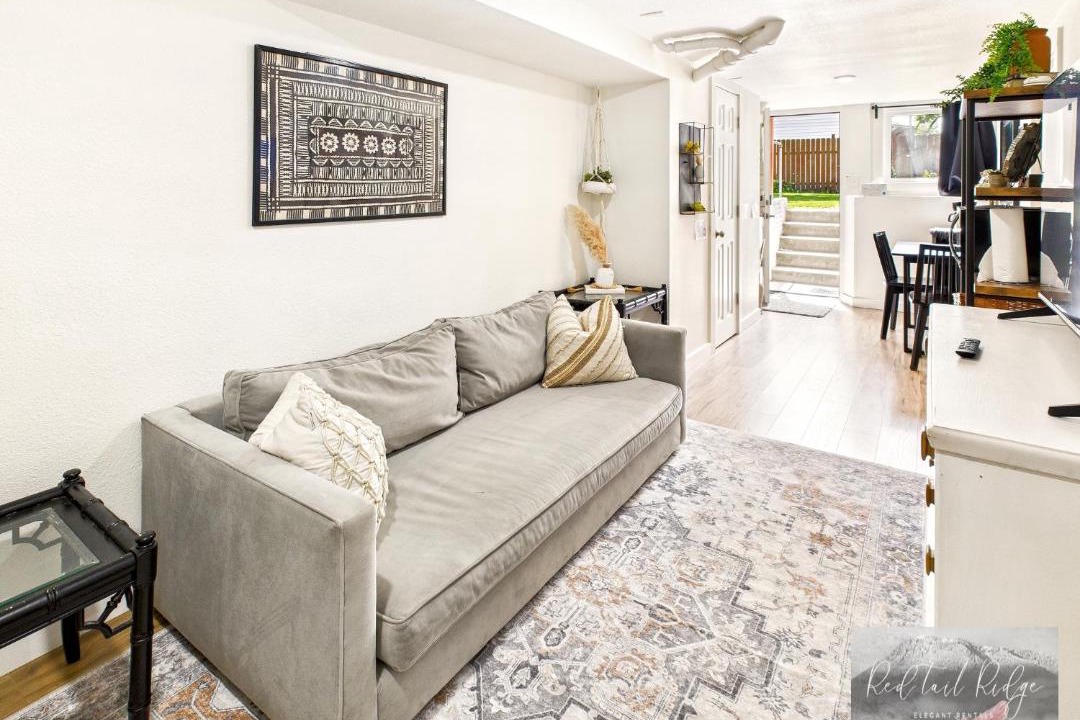 Photo of Others in Albany