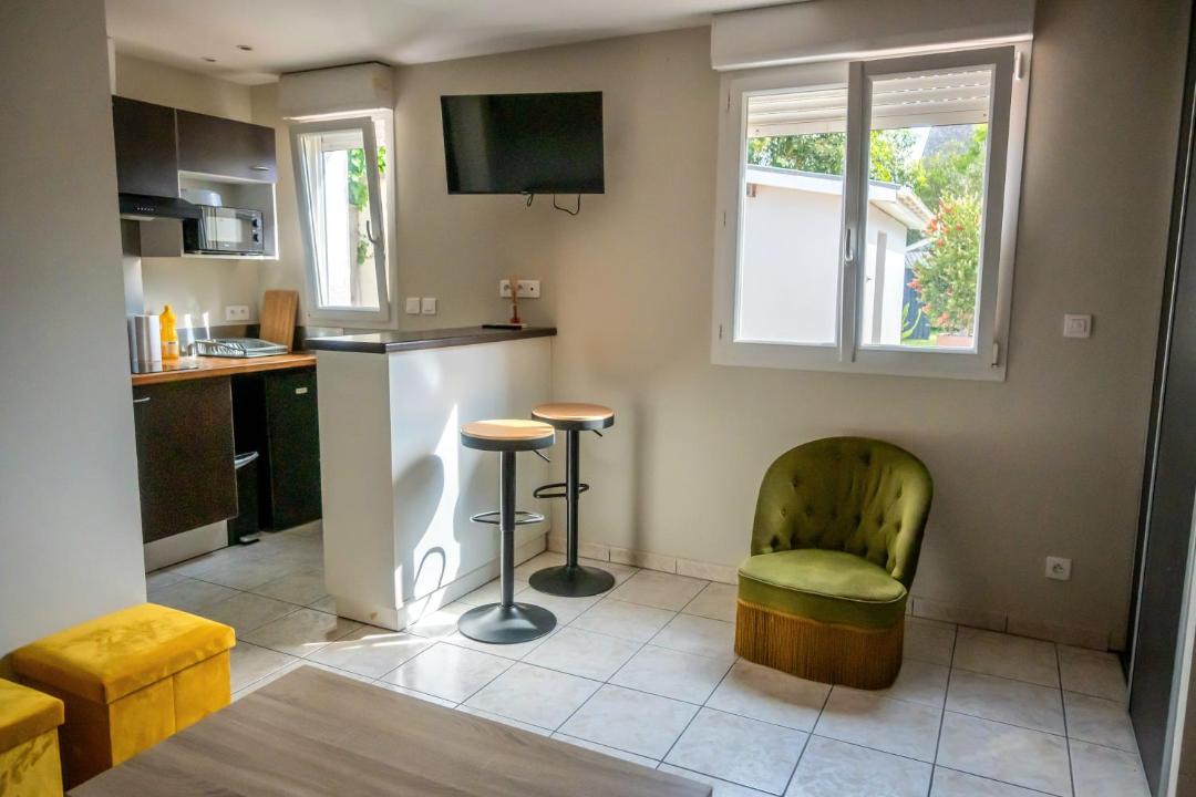 Photo of Others in Lons