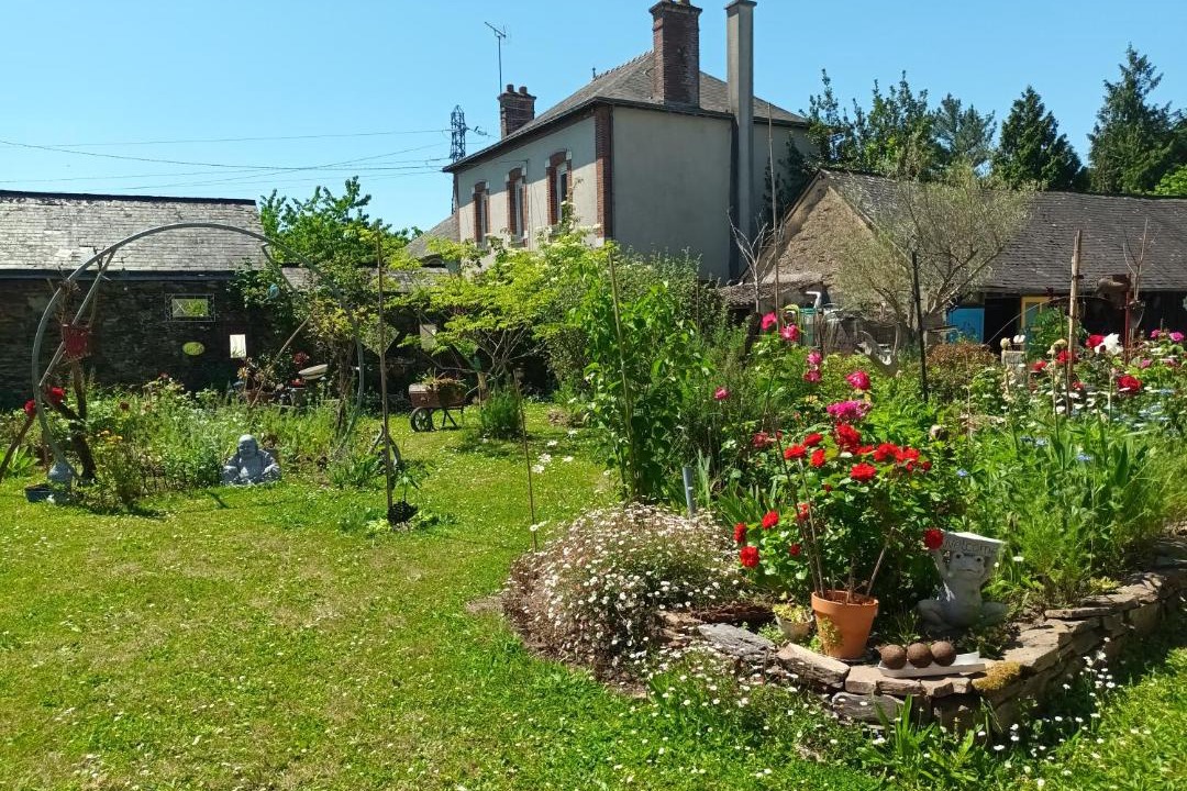 Photo of Others in La Previere