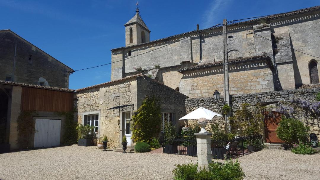 Photo of Buildings in Puisseguin