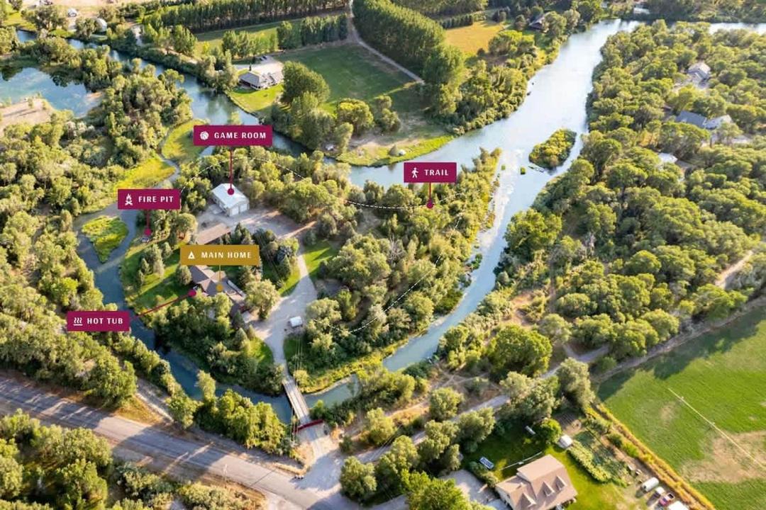 Photo of Others in Rigby