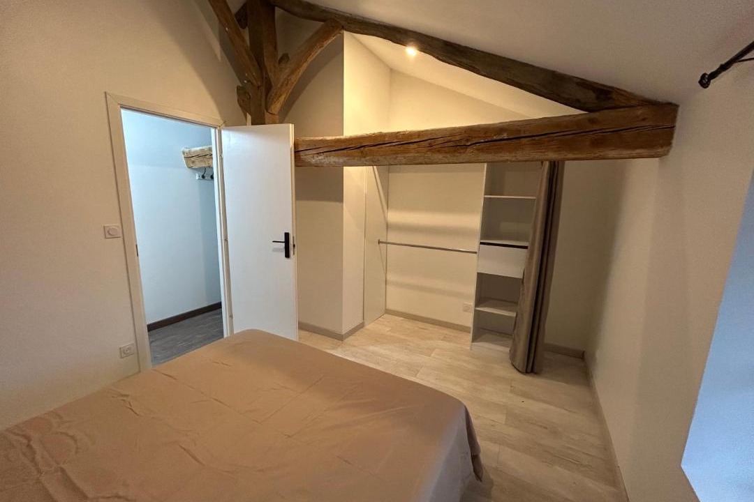 Photo of Bedroom in Chaintre