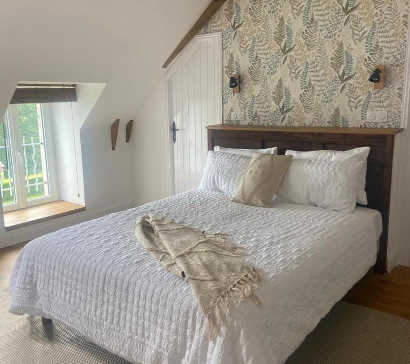 Photo of Bedroom in Plouguenast