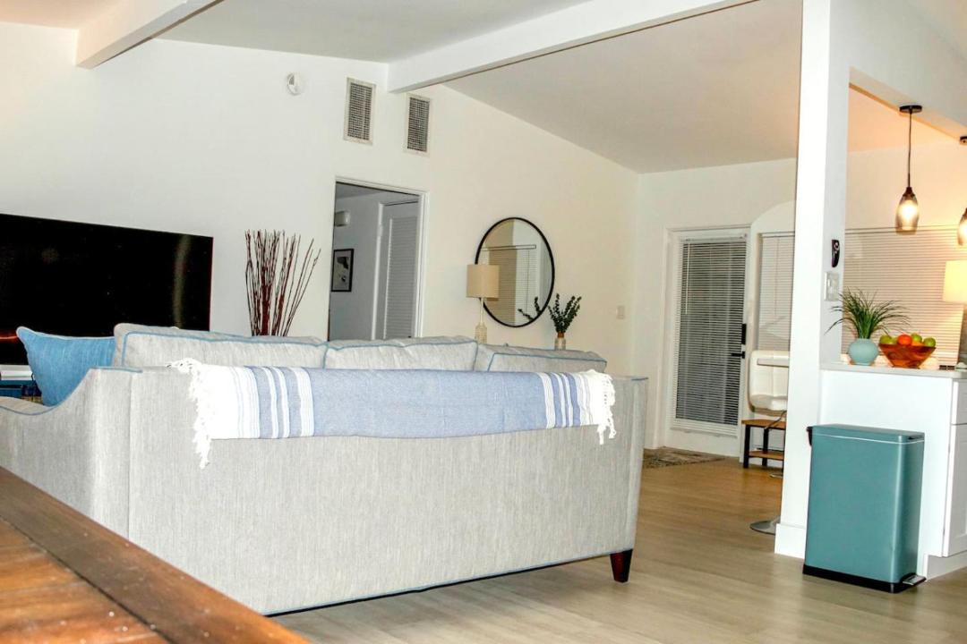 Photo of Others in Lake Underhill