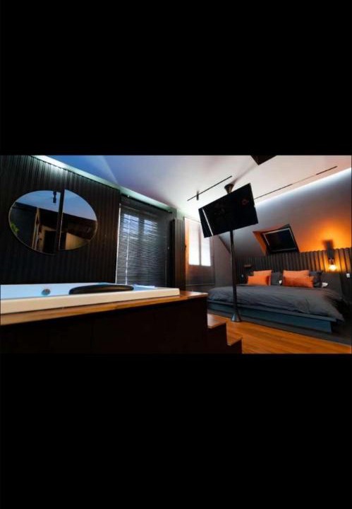 Photo of Others in Epone