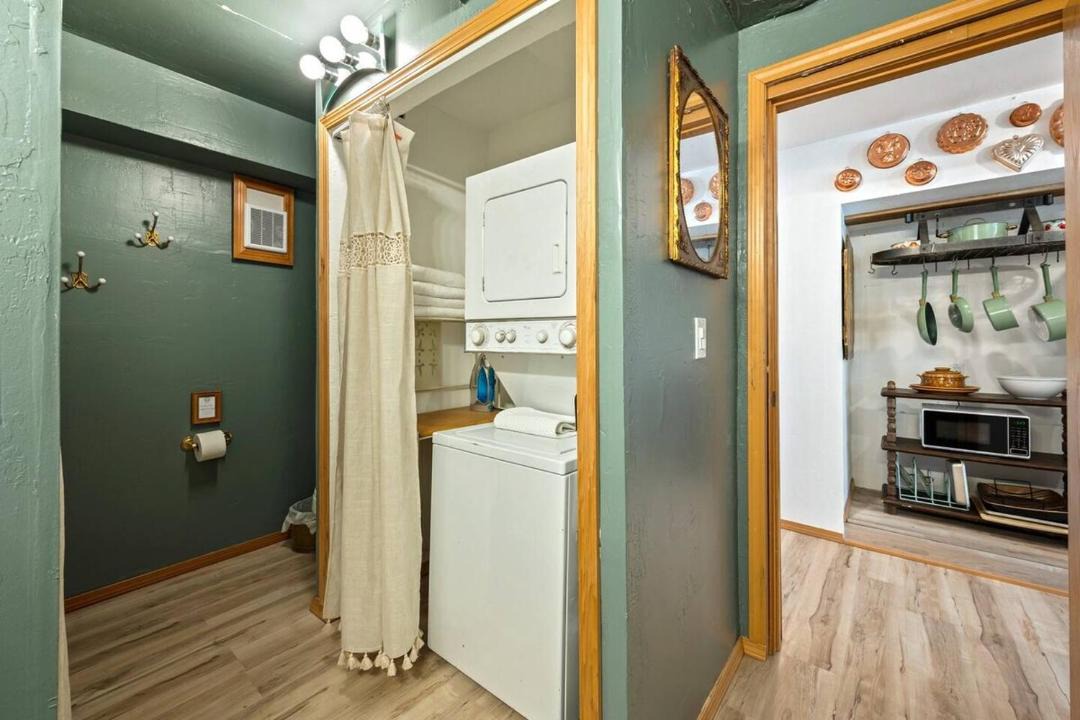 Photo of Others in Cashmere