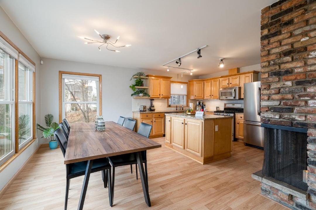 Photo of Kitchen in Linden Hills