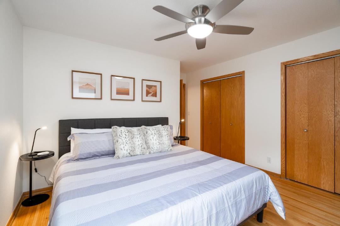 Photo of Bedroom in Linden Hills