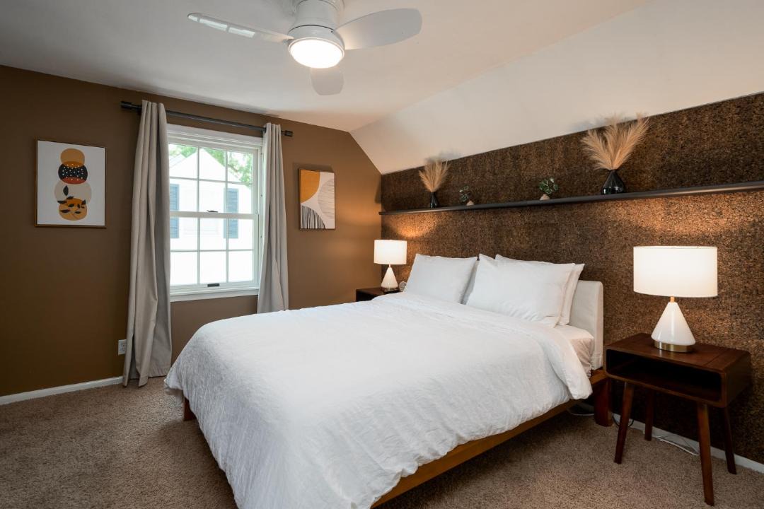 Photo of Bedroom in Robbinsdale