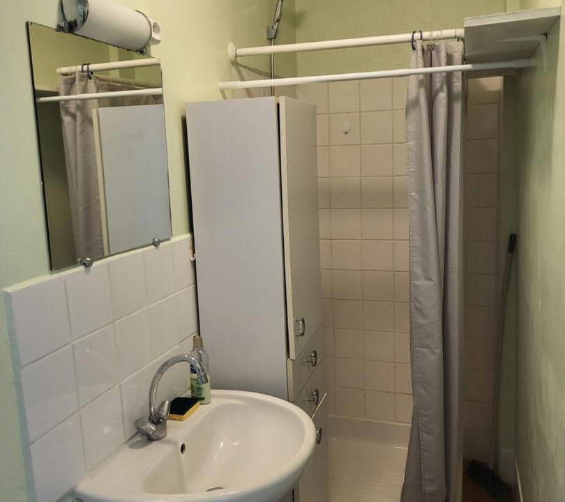 Photo of Bathroom in Lapalisse