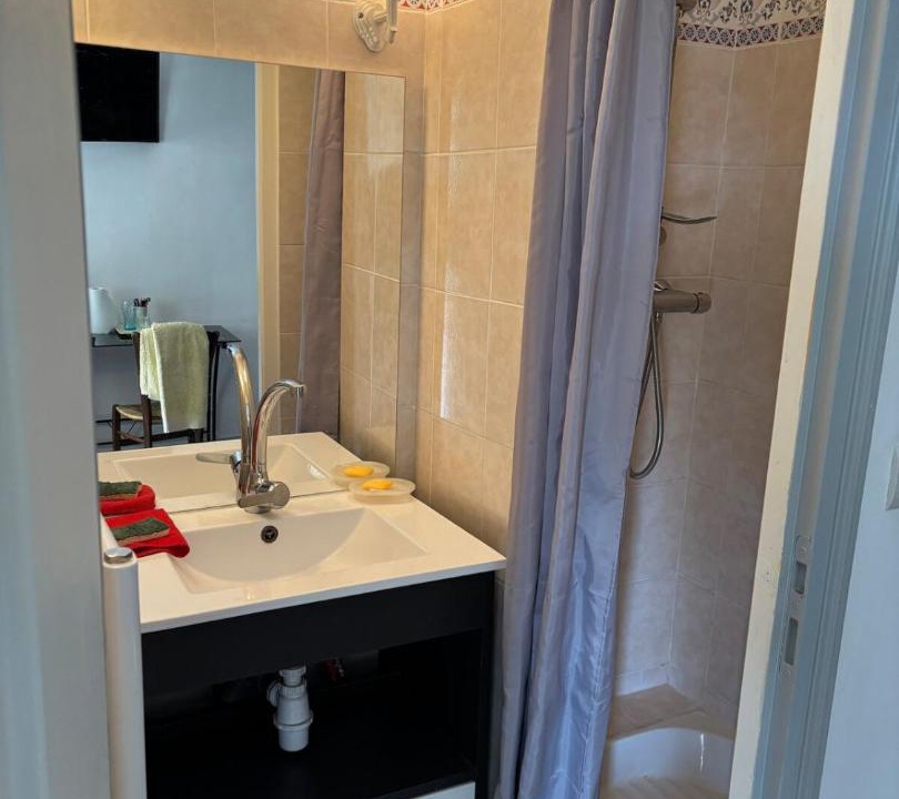 Photo of Bathroom in Gevrey-Chambertin